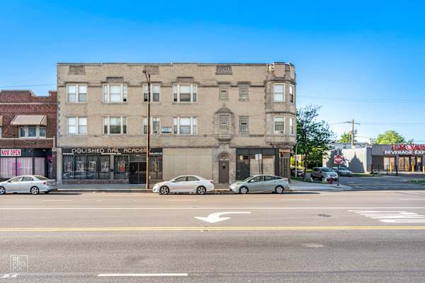 5832 W North Ave property